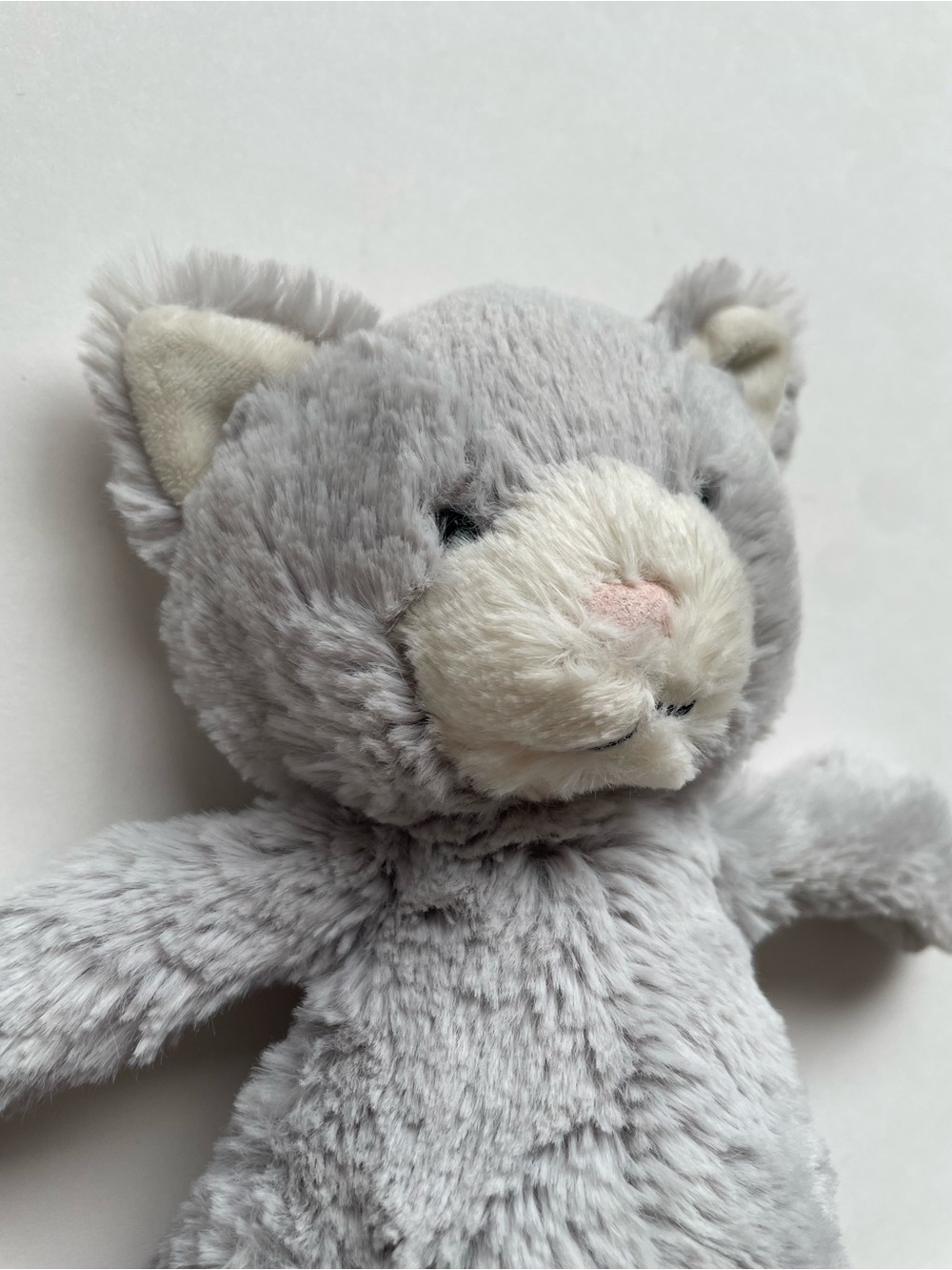 Jellycat London Retired Bashful Kitty Plush Stuffed Animal, Light Gray, EUC - Picture 4 of 8